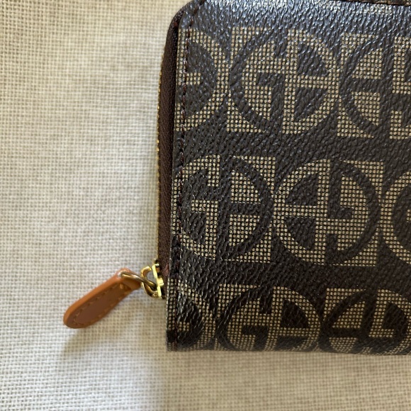 GIANI BERNINI Block Signature All in One Wallet. - Picture 5 of 7